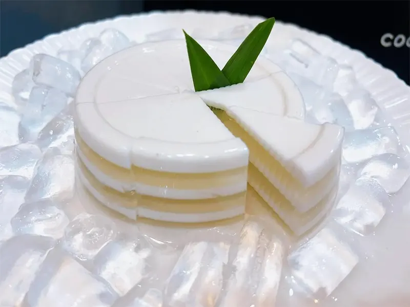 Rau câu dừa làm từ nước cốt dừa nguyên chất