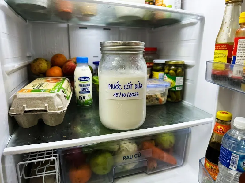 Nước cốt dừa để được bao lâu sau khi mở? Có lần mình phải bỏ nguyên hộp vì để sai cách